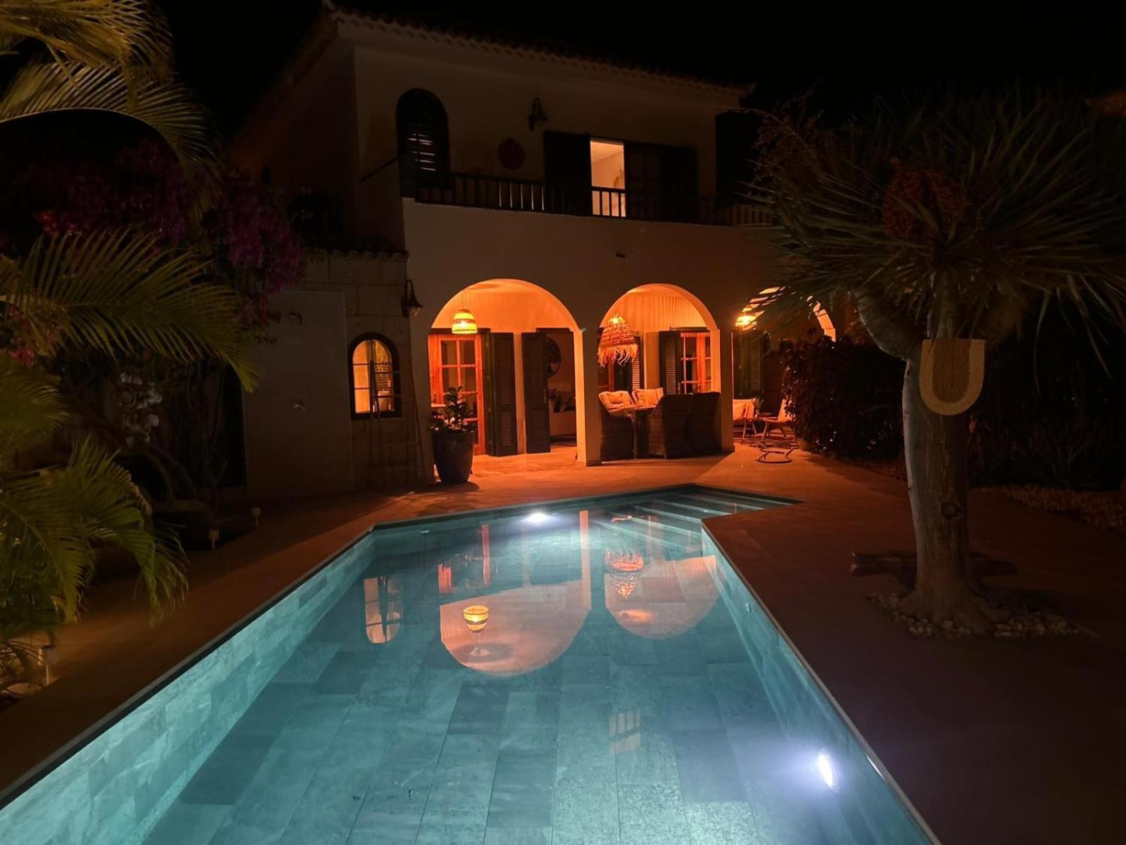 Villa Ibiza - Beautiful House With Private Pool Chayofa ภายนอก รูปภาพ