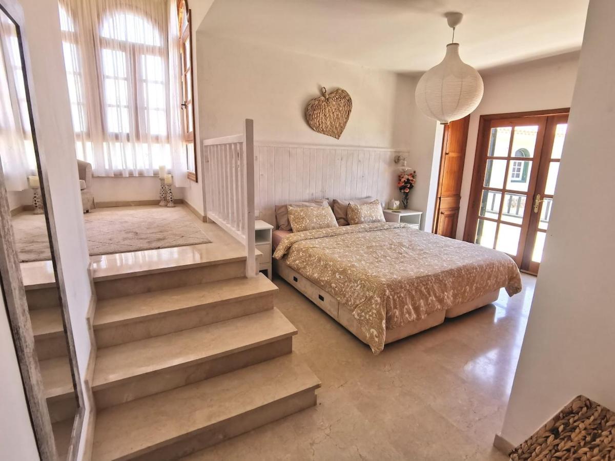Villa Ibiza - Beautiful House With Private Pool Chayofa ภายนอก รูปภาพ